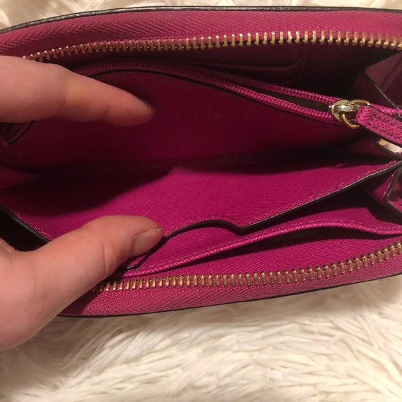 michael kors hot pink wallet - Picture 6 of 8